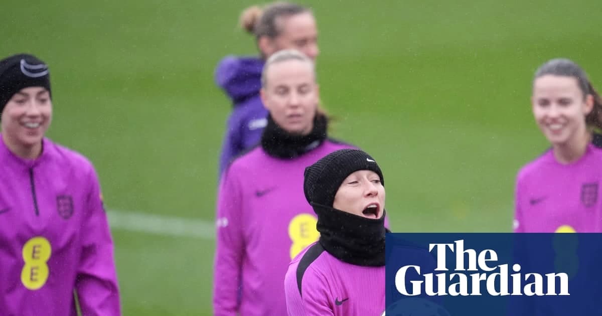 聚焦细节：英格兰女足8-0击沉中国后备战加纳