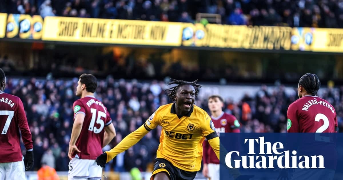 狼队3-0横扫西汉姆联迎来赛季首胜