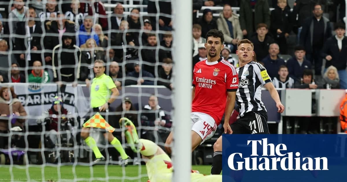 戈登建功、巴恩斯梅开二度，纽卡3-0击败本菲卡