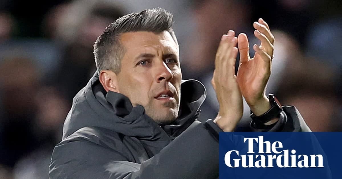 沃特福德解雇佩佐洛诺，回聘格拉西亚再任主帅