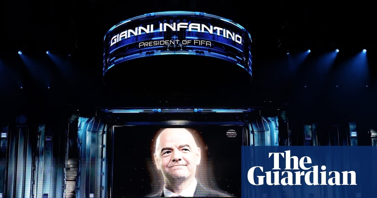 因凡蒂诺引领的国际足联获赞和平倡议