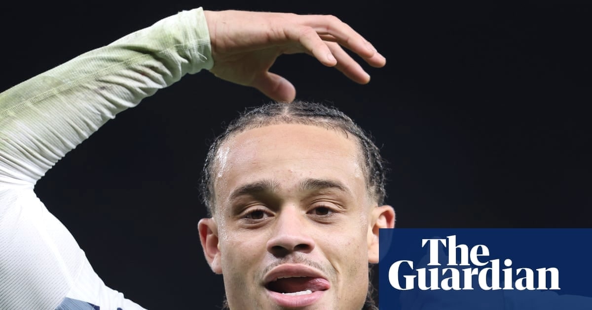 孙兴慜回归点亮夜晚 热刺主场轻取斯拉维亚布拉格