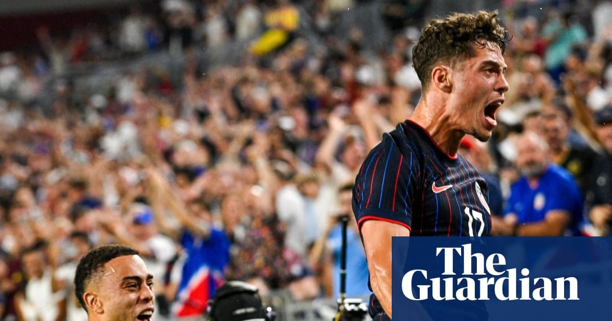 美国男足5-1横扫乌拉圭，世界杯备战迎来里程碑式胜利