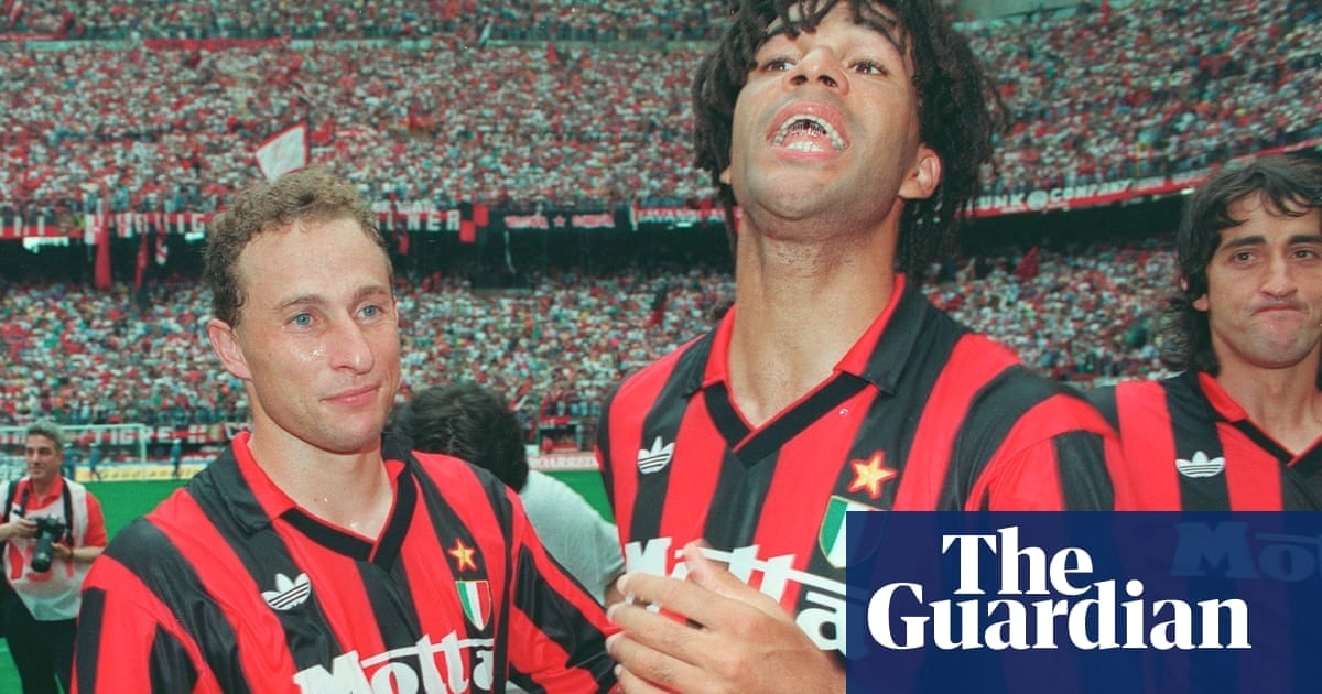 足球世界里“瞬间消逝”的纪录：从转会费到压倒性胜利