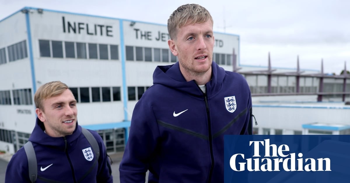 皮克福德领衔英格兰防线稳固 直指世界杯出线