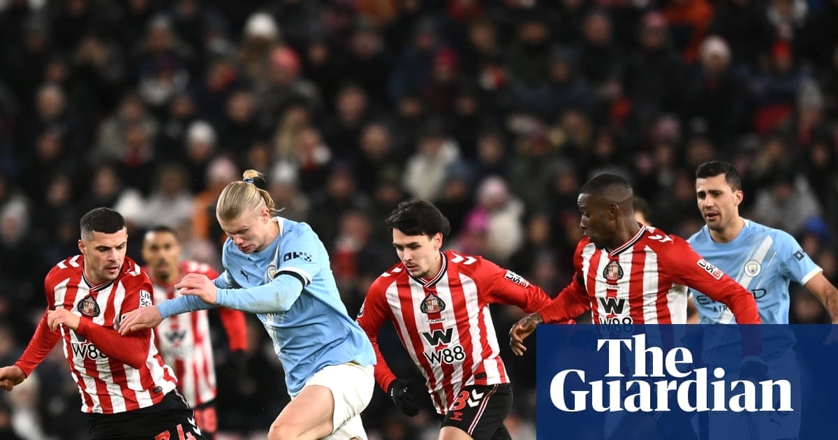 桑德兰坚韧阻击曼城 为阿森纳带来四分缓冲