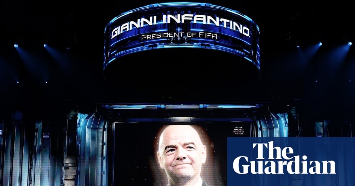 因凡蒂诺设立FIFA和平奖 引发热议