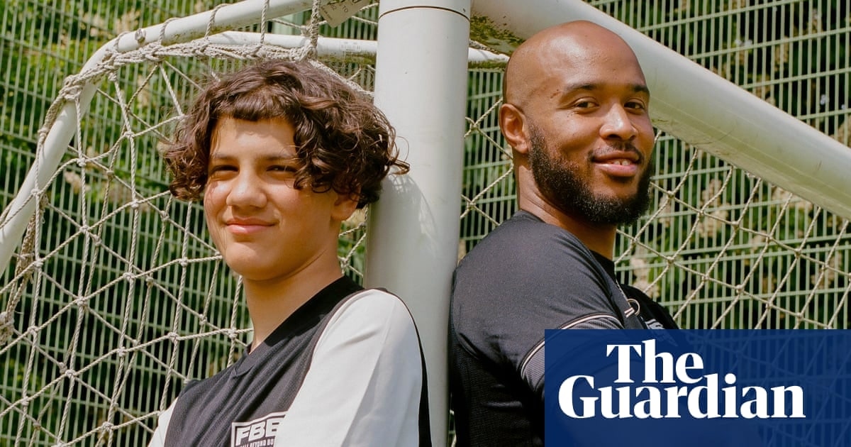 失落青少年需要导师：足球能成为希望之路